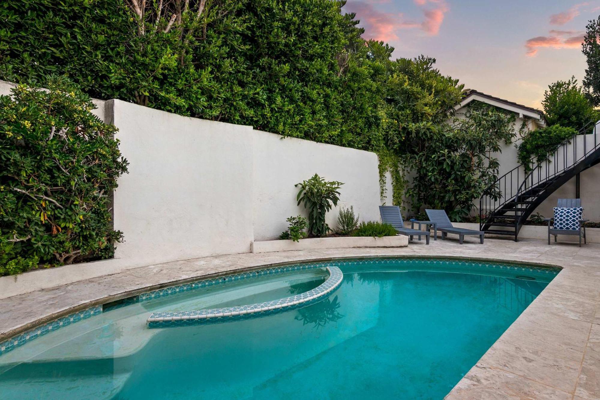 Sea Serenity Coastline Views And Pool Holiday home San Diego