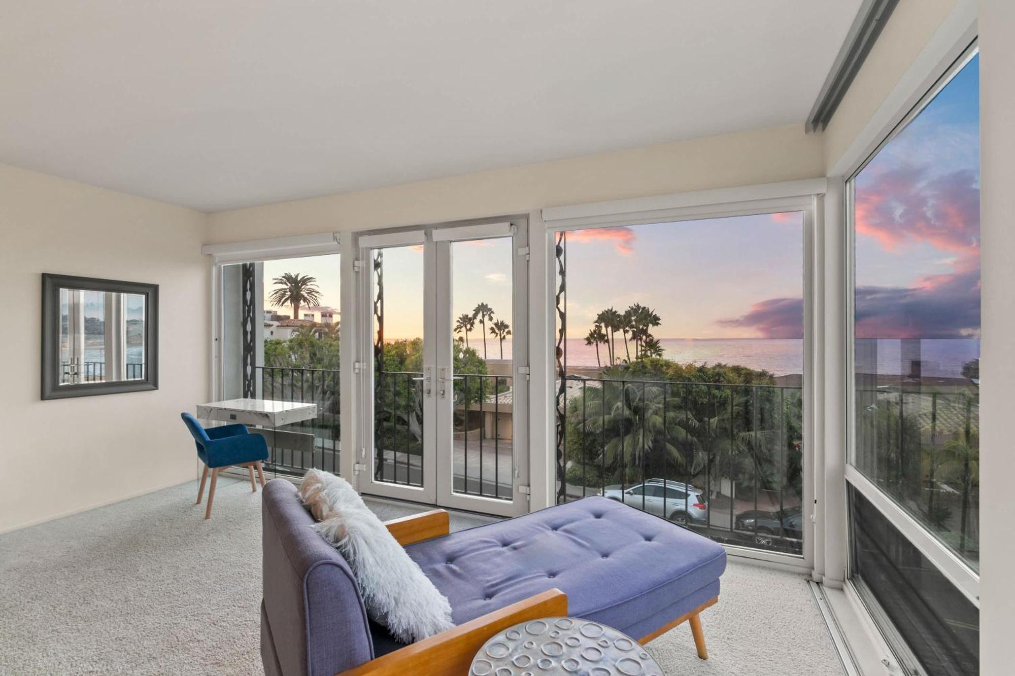 Holiday home Sea Serenity Coastline Views And Pool